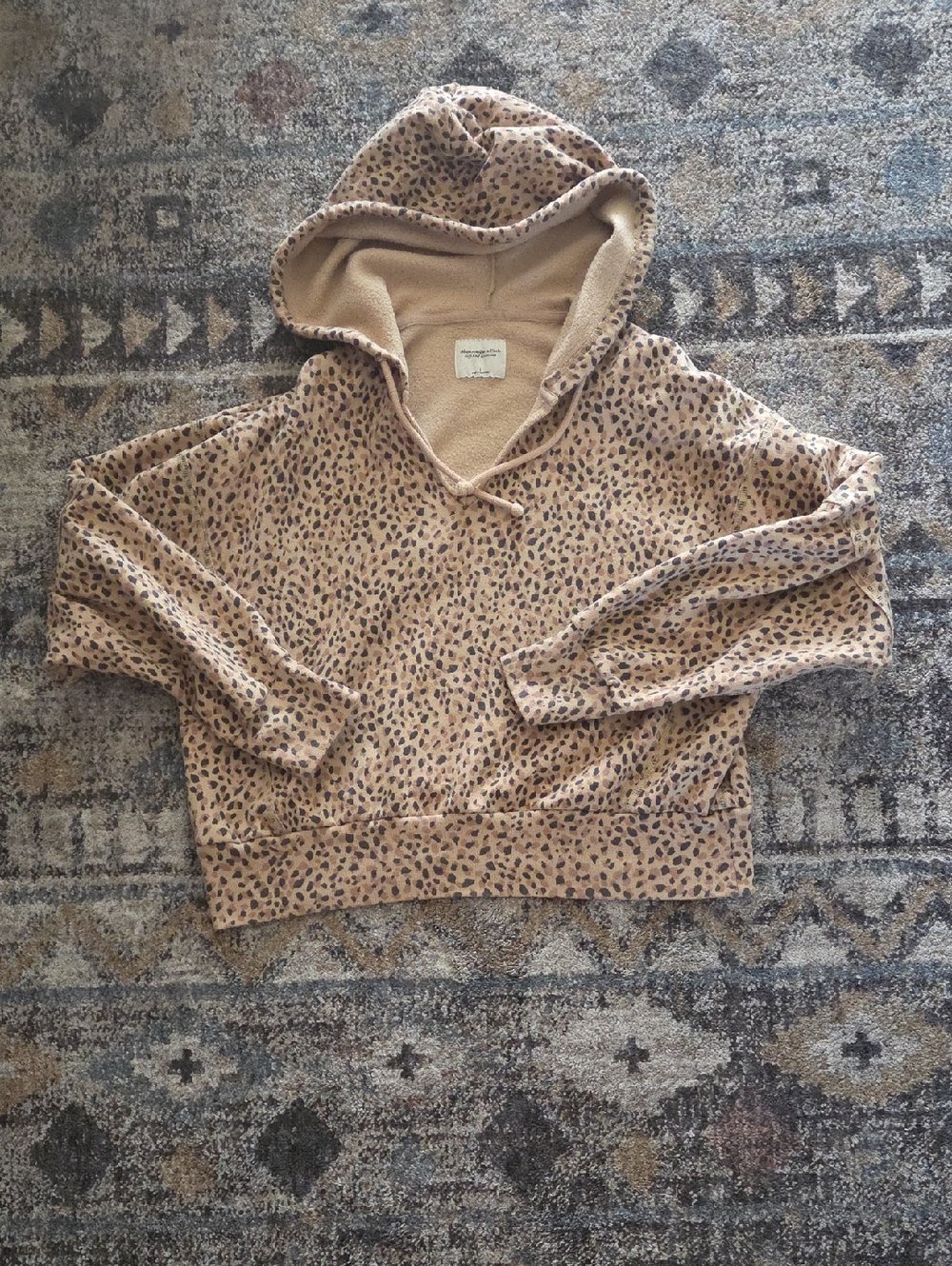 Abercrombie & Fitch Leopard Cropped Hoodie